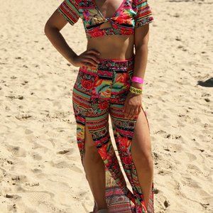 Tropical front-split pants